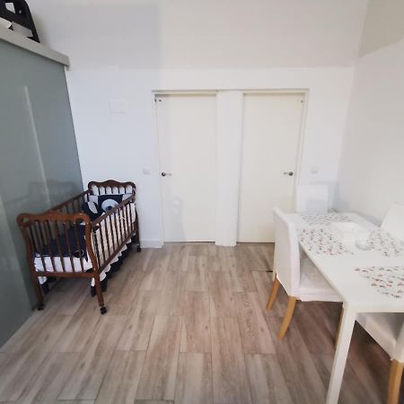 Precioso Apartamento De 2 Habitaciones. Madrid Bagian luar foto