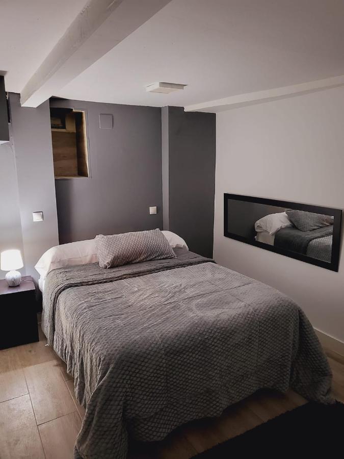 Precioso Apartamento De 2 Habitaciones. Madrid Bagian luar foto