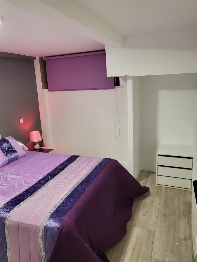 Precioso Apartamento De 2 Habitaciones. Madrid Bagian luar foto
